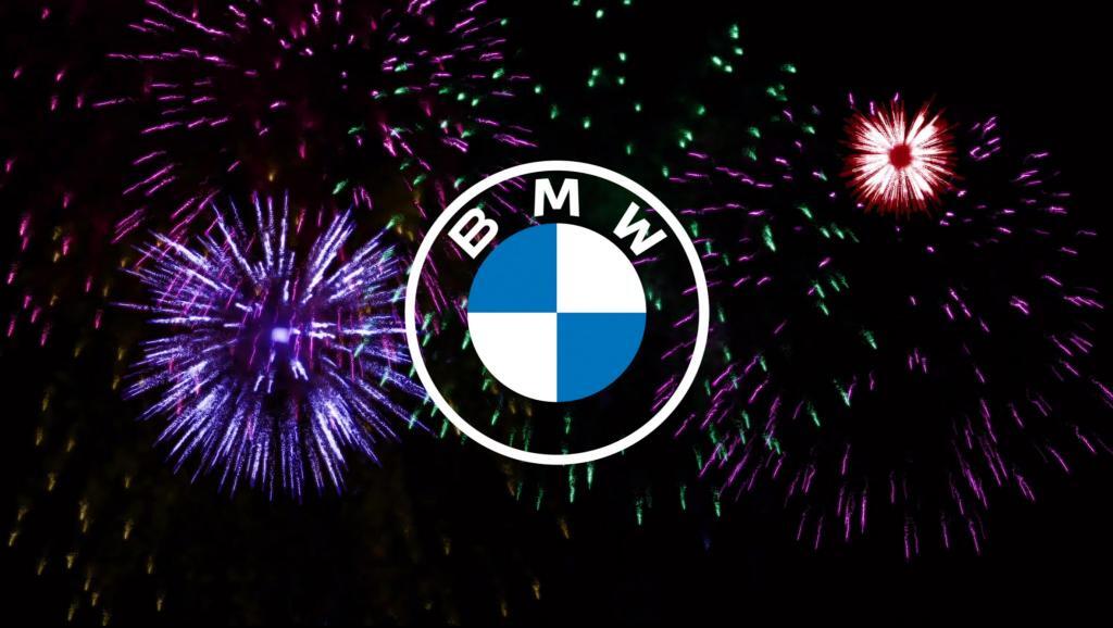 Yeni flat BMW logosu